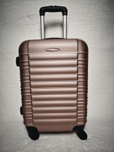   Maxell közepes méretű rosé bőrönd, 65cmx45cmx26cm-keményfalú