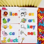 Fa ábécé képekkel, angol oktató játék