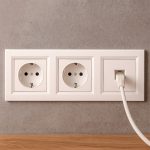 Nova III kettő dugalj UTP csatlakozóval fehér kerettel