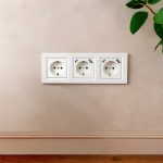 Nova III dugalj kettő USB csatlakozóval fehér kerettel