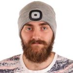 Sixtol sapka LED-es fejlámpával, újratölthető világosszürke