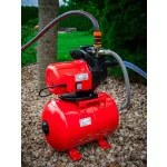 Házi vízmű, Strend Pro Garden, piros/fekete, 1000 W, tartály: 24 l, maximális átfolyás: 3500 l/óra, festett acél, tiszta vízhez és esővízhez