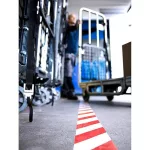 Szalag tesa® PRO Marking, ragasztó, figyelmeztető, piros-fehér, 50 mm, Hossz: 33 m