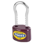 Lakat, Tokoz 112/45, 45 mm, bordó, függőzár kivitel, 3 db kulccsal, időjárásálló, kültéri használatra