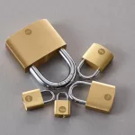 Lakat Yale Y110B/30/115/1, Standard Security, függő, 30 mm, 3 kulcs