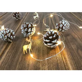  Füzér MagicHome Karácsonyi Fenyő, 20x meleg fehér LED, havas tobozokkal, 2xAA, folyamatos világítás,