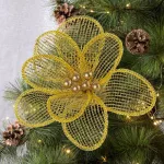 Karácsonyi virág áttetsző levelekkel Arany 28 cm