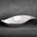 Sana csónak alakú tál márványos mintával Fehér/ezüst 36x19x6 cm