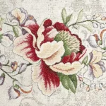 Rózsás gobelin terítő zsenília fonalból Natúr/piros 140x180 cm +/-5%