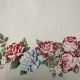Gobelin terítő zsenília fonalból piros és kék virágokkal Natúr 40x100 cm