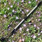 Kerti gyomeltávolító, Aquacraft 380910, ezüst, alumínium nyél, acél kés, műanyag görgők, padlólap és járdalap fugaközökhöz