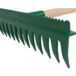 Kerti gereblye, Strend Pro Garden R140, zöld, 13 fogú, műanyag fej, fa nyél, 40 cm munkaszélesség, 155 cm nyél, kétoldalas, simító éllel