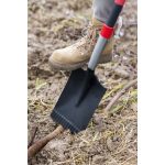 Ásó, Strend Pro Premium RedShark, 115 cm, egyenes fej, fekete/piros, acél fej, üvegszálas nyél, D markolat, fogazott él, bordázott