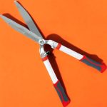 Sövényvágó olló, Aquacraft 371216, fehér/szürke, 69,6 cm, alumínium nyél, acél penge, maximum 16 mm átmérő