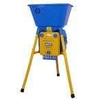 Gabonadaráló, Novital Golia 4V, kék, 750 W, granulátum-méret: 2,5–4–6–8 mm, tálca: 44 x 48 cm, konténer: 43 x 35 cm, méret: 98 x 67 cm