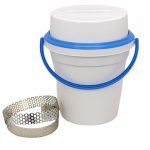 Gabonadaráló, Novital Golia 4V, kék, 750 W, granulátum-méret: 2,5–4–6–8 mm, tálca: 44 x 48 cm, konténer: 43 x 35 cm, méret: 98 x 67 cm