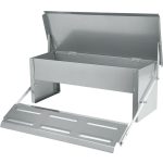 Baromfi etető, Strend Pro Garden, 5 kg kapacitás, 51 x 37 x 19 cm, automata, taposó mechanizmus, horganyzott