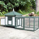 Tyúkól, Strend Pro Garden, 1,96 × 0,765 × 0,98 m, fából készült, dróthálós kifutóval, nyitható tetővel, fészekhellyel, rámpával, zárható ajtókkal