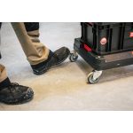 Gurulós szerszámtartó, Qbrick Patrol System Two Platform Transport, 59,5 × 39,5 × 17,5 cm, fekete, fékes kerekek, 100 kg teherbírás