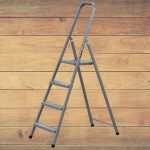 Festőlétra, Strend Pro ST-D4, 4 fokos, acél, 75 cm, szürke, összecsukható stabil kivitel