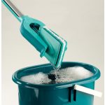 Felmosó, Leifheit 57023 Picollo S Micro Duo, 27 cm, mikroszálas szivacsfej, csavaró mechanizmussal, mozgatható csukló, mosógépben mosható