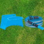 Kerti locsolótömlő, Aquacraft 870102, kék/szürke, 1/2", 20 m, 35 bar, 2 funkciós fúvókával, fali tartóval, PVC belső cső, textilborítás