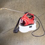 Akkumulátoros permetező, Worcraft CBS-S20Li-5L ShareSYS, 5 liter, piros, teleszkópos szórókarral, vállpántos, hosszú üzemidejű