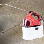 Akkumulátoros permetező, Worcraft CBS-S20Li-8L ShareSYS, 8 liter, piros, teleszkópos szórókarral, vállpántos, hosszú üzemidejű