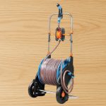 Kerti tömlőkocsi, Strend Pro Garden 5020, fekete/kék, tömlővel, 1/2", 50 + 2 m, tömlődobbal, 4 funkciós szórópisztollyal, csatlakozókkal, kézi hajtókar, kerekes