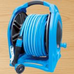 Fali tömlődob, Aquacraft 990076, kék, tömlővel, 1/2", 25 m, szórópisztollyal, csatlakozókkal