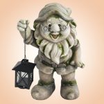 Kerti dekoráció, MagicHome Gecco, törpe lámpással, szürke, 24 x 21 x 36 cm, magnézia