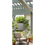TOP! Függő virágcserép, Strend Pro Garden Modern, sötétszürke, átmérő: 26 cm, magasság: 16 cm, lánccal és akasztóval, rattan hatású, kerek