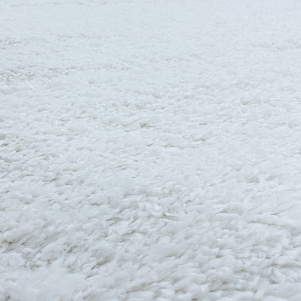 Ay. FLUFFY 3500 WHITE 120 x 120 -kör szőnyeg