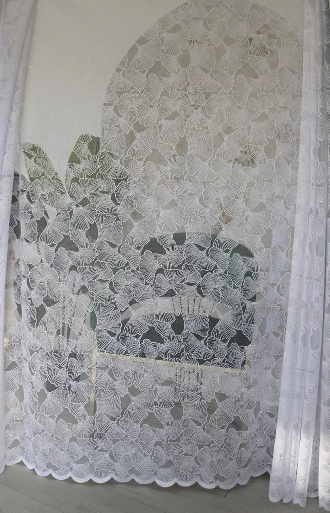TRD. Kész függöny Amelia fehér Leveles mintás 500x250cm