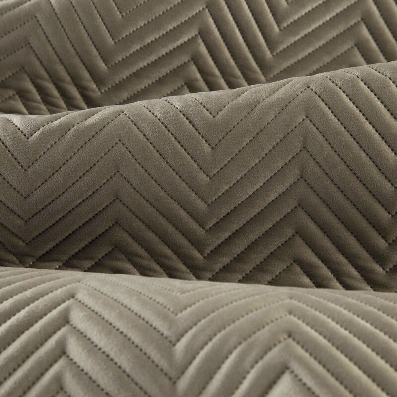 Sofia barna ágytakaró bársony 200x220 cm