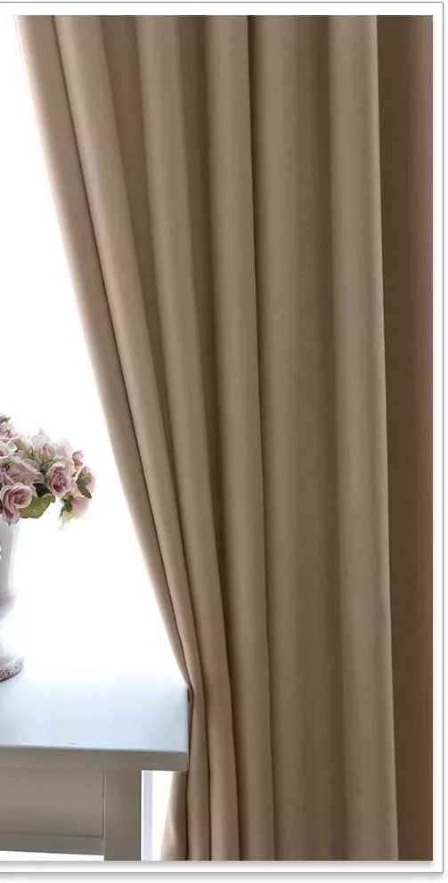 TRD. Kész sötétítő függöny Adeline Black Out 1db 150x250cm Bézs